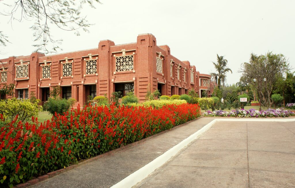 IIM Lucknow